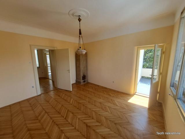 SAVSKI VENAC CENTAR 102m2 , (T+L) , 282000e