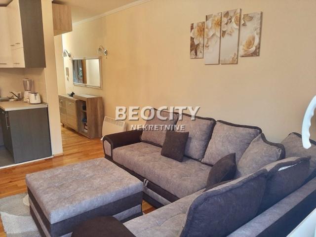 Rakovica, Centar,  Marička, 2. 0, 44m2, 97000EUR