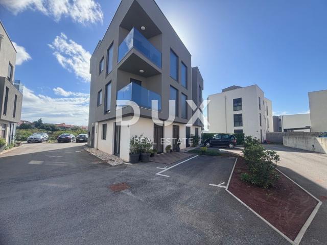 ZADAR, PLOVANIJA - Beautiful penthouse in a new building