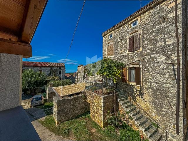 Istria, Brtonigla, Beautiful terraced house in a quiet street!