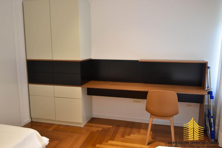 DONJI GRAD- Trosobni stan 82m² u srcu Zagreba