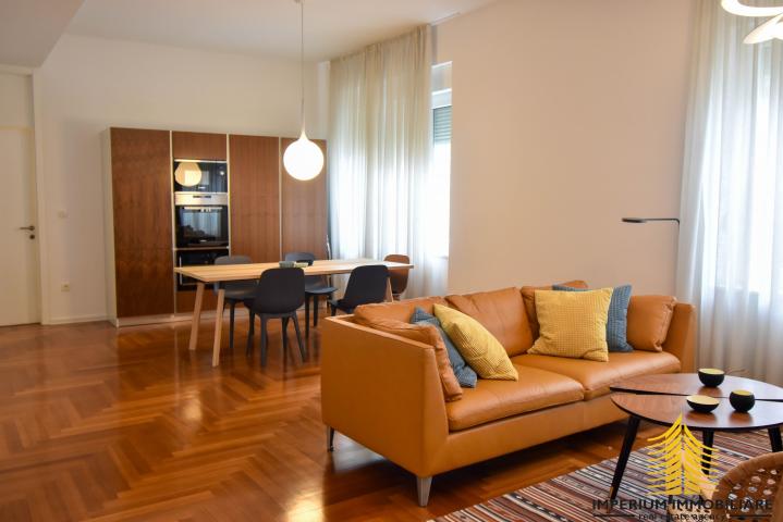 DONJI GRAD- Trosobni stan 82m² u srcu Zagreba