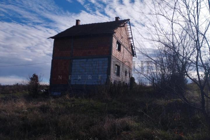 Prodaja, Kuća, Zabrdica, Strehe