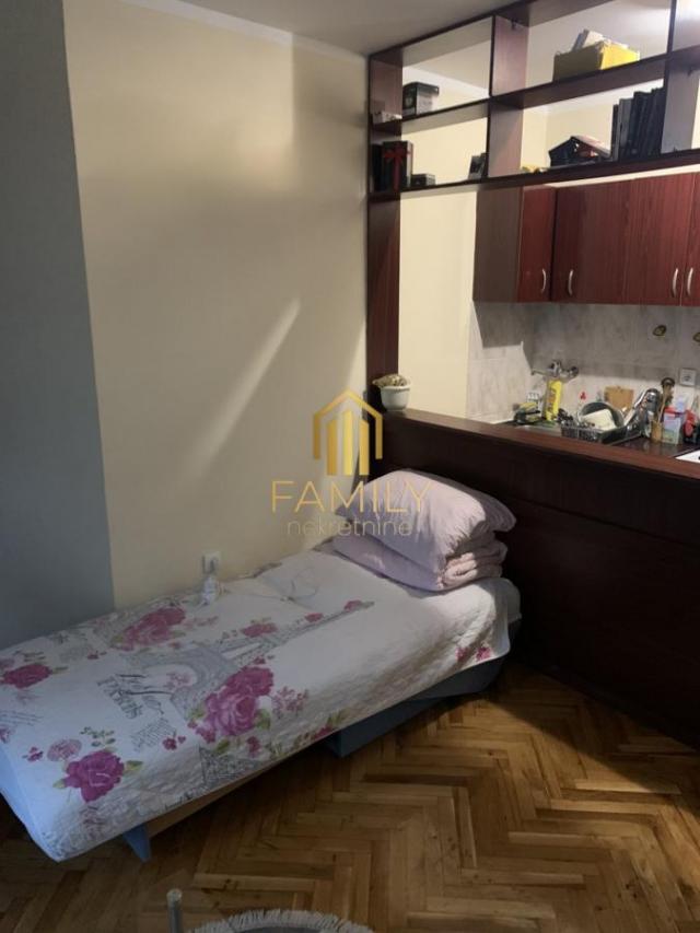 Garsonjera na visokom prizemlju - 24m² - Odlična lokacija