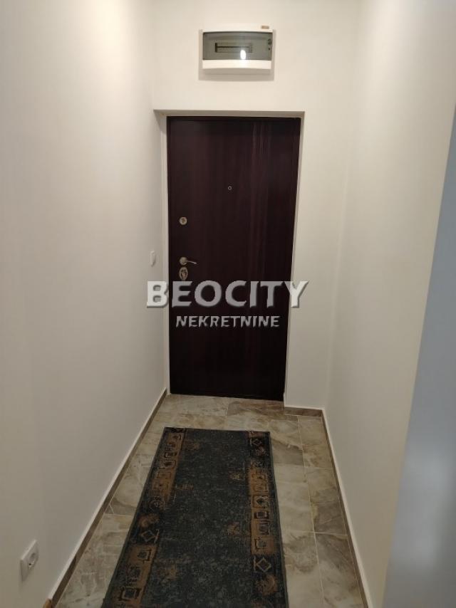 Rakovica, Labudovo brdo,  Serdara Janka Vukotića, 1. 0, 44m2, 89900EUR