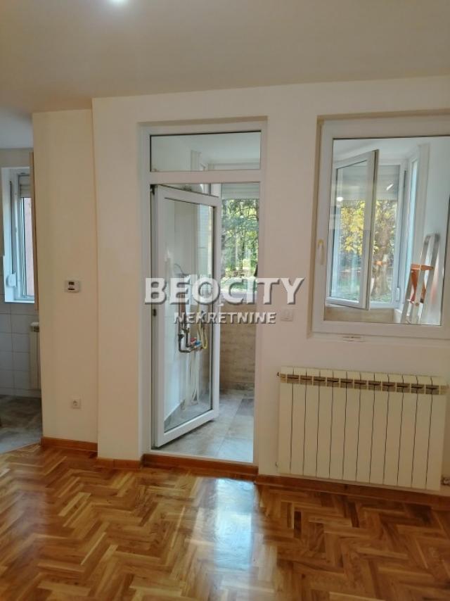 Rakovica, Labudovo brdo,  Serdara Janka Vukotića, 1. 0, 44m2, 89900EUR