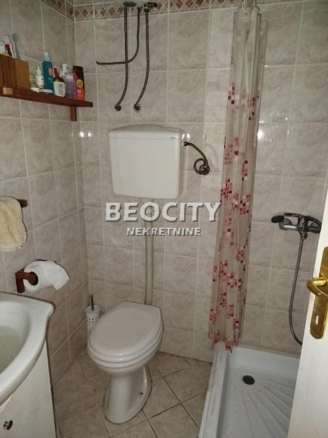 Novi Sad, Centar, Socijalno , 3. 0, 70m2, 140000EUR