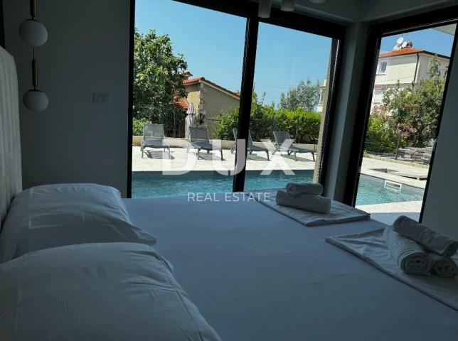 ISTRIA, POREČ - Luxury apartment on the ground floor with a heated pool