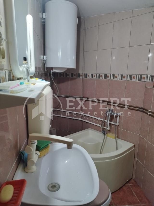 Izdaje se etno apartman u Gornjoj Toponici, 35m2!