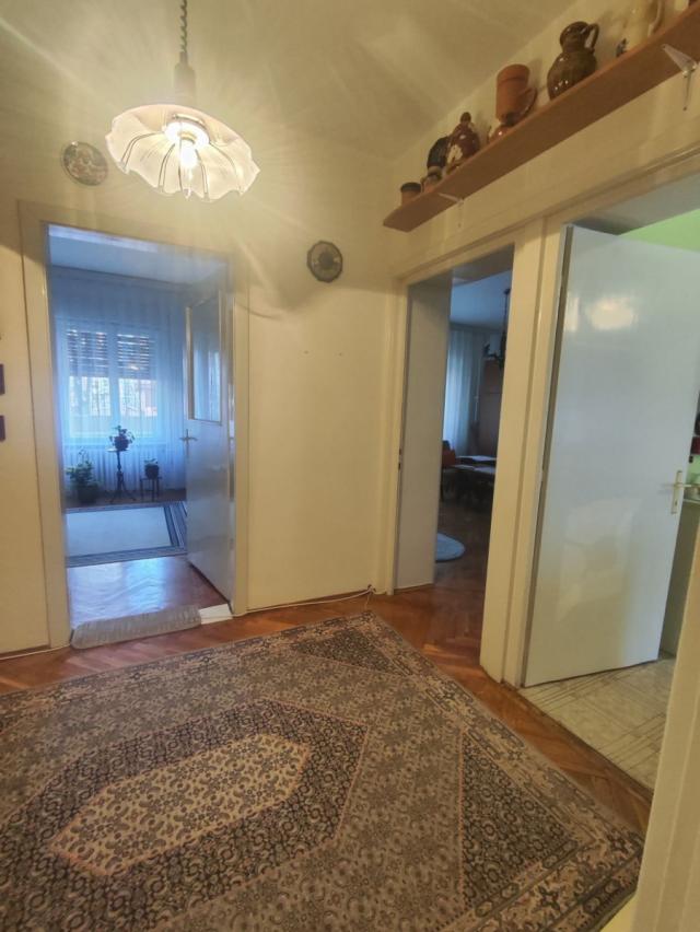 NOVI SAD - CENTAR - 84. 00 m2