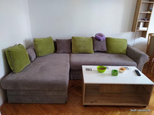 ZEMUN ZEMUN 40m2 , 520e