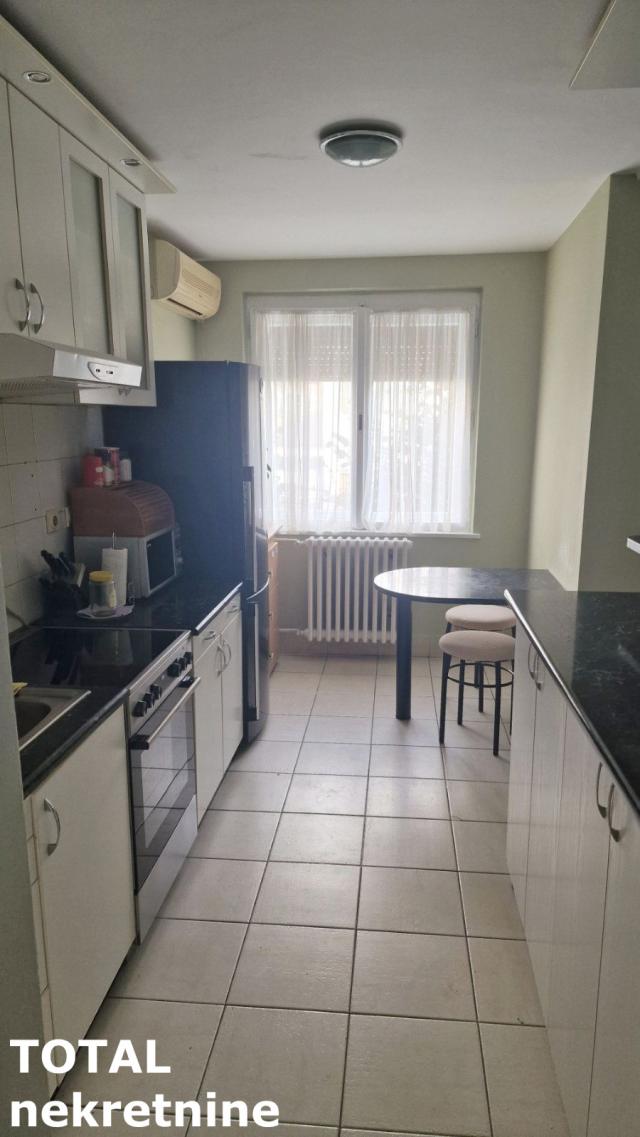 2 Dvosoban stan NOVI SAD, 115560€