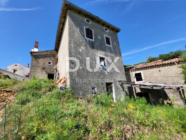 ISTRIEN, BRSEČ - Einfamilienhaus zur Anpassung mit Meerblick