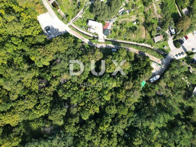 RIJEKA, BAKAR, CENTER - building plot in the very center of the city of Bakar 2,600 m2 with a sea vi