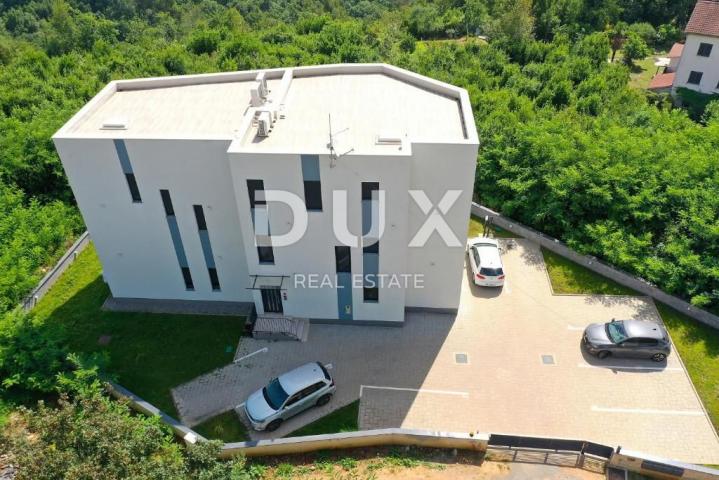 OPATIJA, IKA - posljednji stan u novogradnji 99m2 + krovna terasa 66m2, panoramski pogled na more