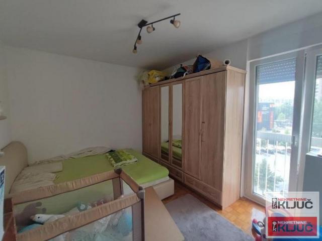 LIMANSKA PIJACA, 60m2, Dvosoban može Dvoiposoban, Fasadna cigla