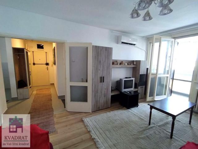 IZDAVANJE! Dvosoban stan 60 m², IV sprat, Obrenovac – 350 €