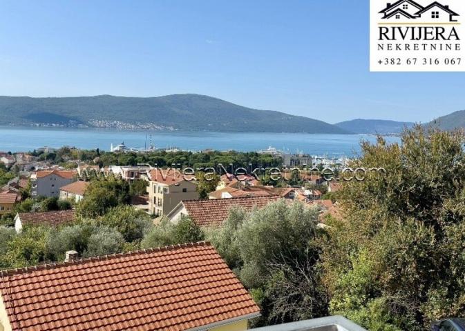 Luxury Apartment with Rooftop Pool Access and High Rental Income in Tivat