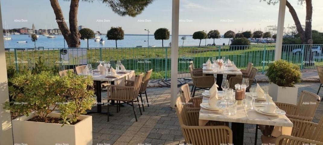 Restoran Prodaja restorana u apartmanskom naselju, Umag!