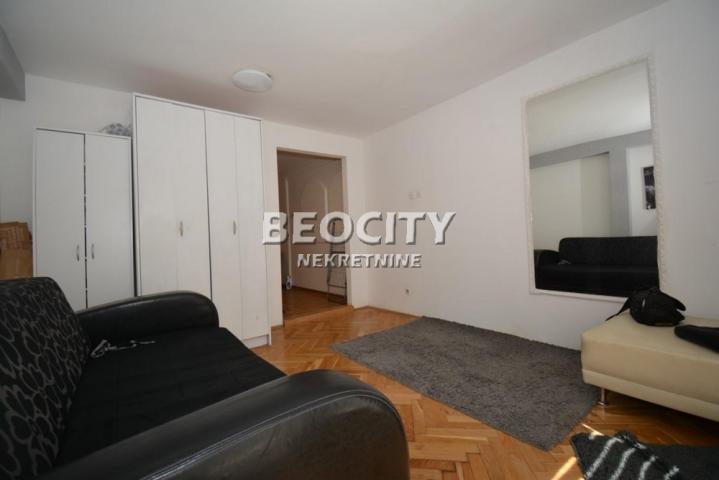 Voždovac, Lekino brdo, Braće Kovač, 3. 0, 107m2, 195000EUR