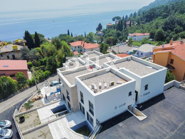 OPATIJA, LOVRAN - Ekskluzivan dvoetažni stan s privatnim bazenom samo 150 metara od plaže, novogradn