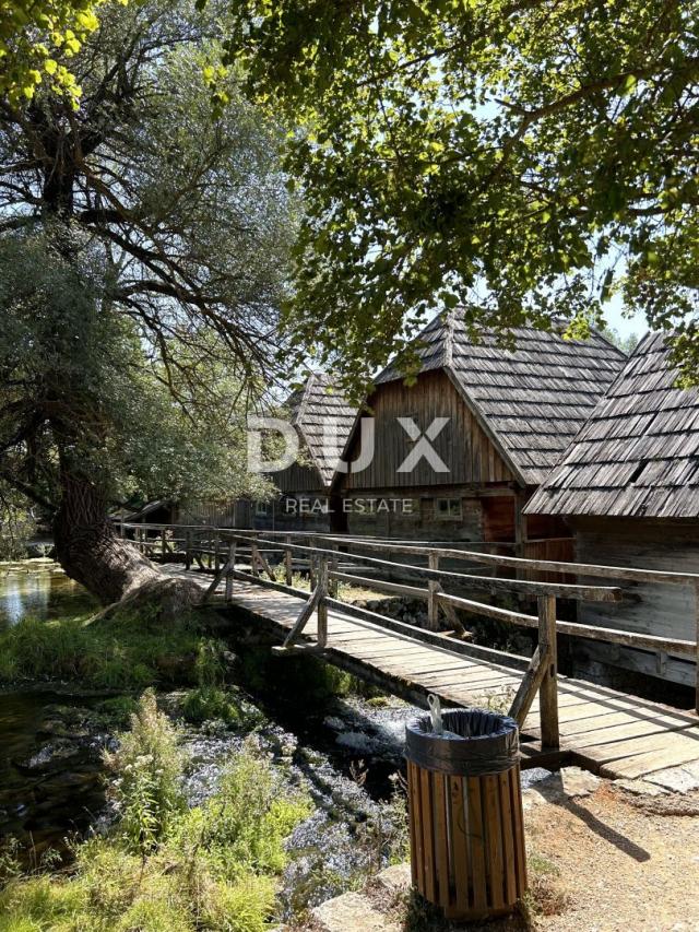 OTOČAC, SINAC - Steinhaus mit großem Garten