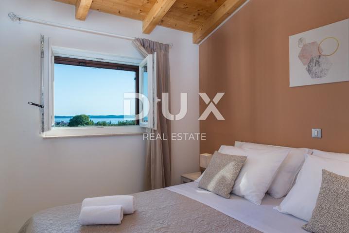 ISTRIA, FAŽANA - A beautiful secluded villa with a panoramic view of the sea!