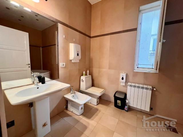 Izdavanje NOVI SAD, CENTAR, kv: 213, € 2500, ID: 9116717