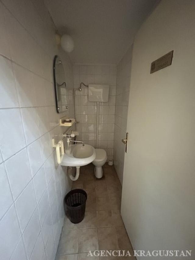 Izdavanje, Lokal, 65. 00m2 , Mala vaga