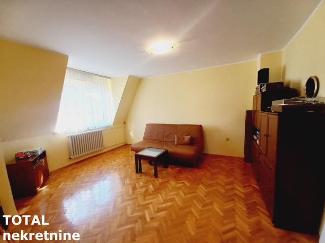 2. 5 Dvoiposoban stan NOVI SAD, 122570€