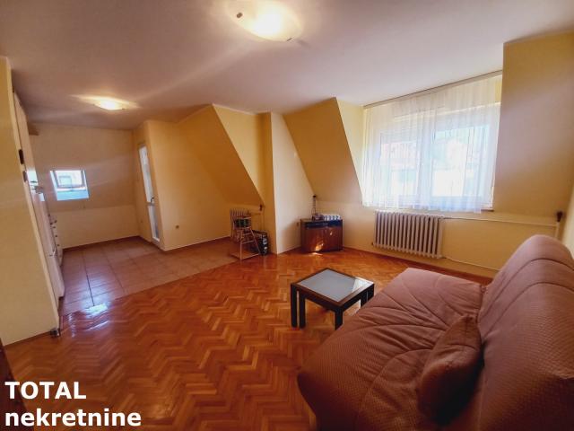 2. 5 Dvoiposoban stan NOVI SAD, 122570€