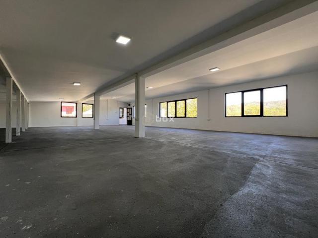 Poslovni prostor, 430m2, Čamurlijski put