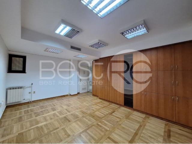 An excellent office space in Vracar