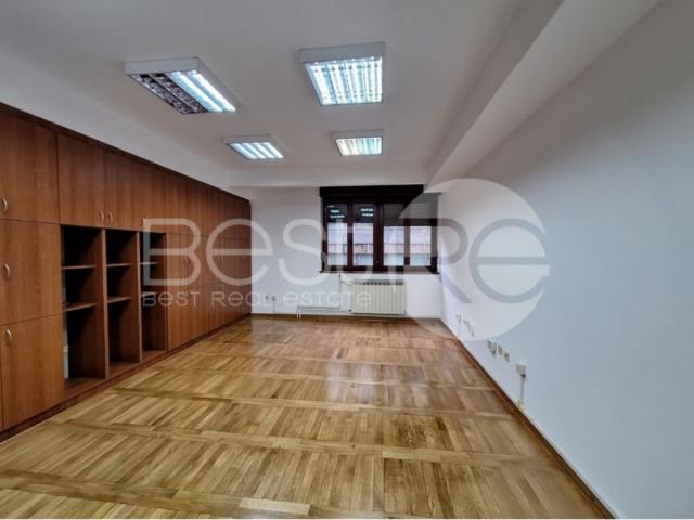 An excellent office space in Vracar