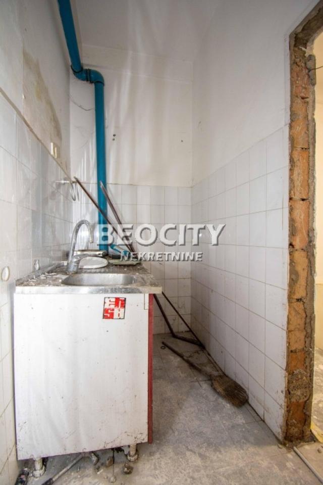 Savski venac, Centar, Zvečanska, 2. 0, 60m2, 66000EUR