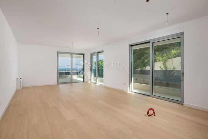 Wohnung Opatija - Centar, Opatija, 109,73m2