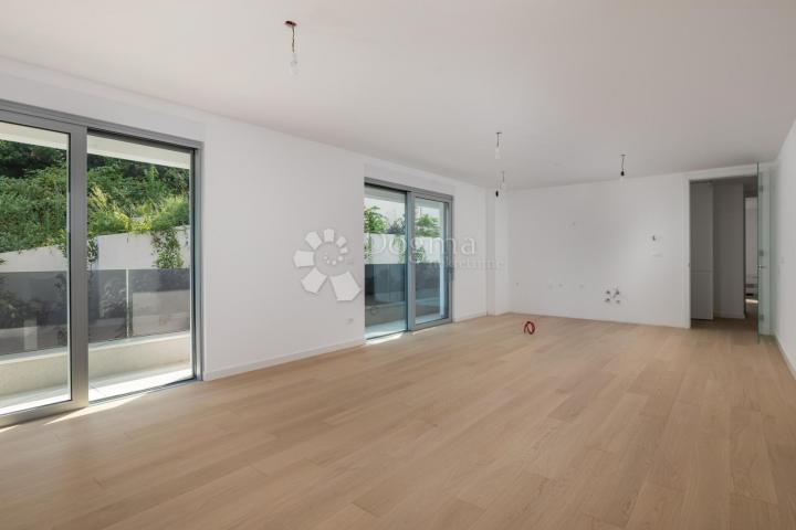 Wohnung Opatija - Centar, Opatija, 109,73m2