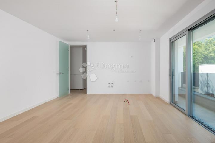 Flat Opatija - Centar, Opatija, 107,41m2