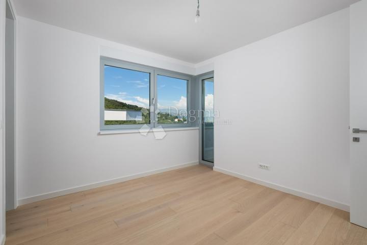 Wohnung Opatija - Centar, Opatija, 107,41m2