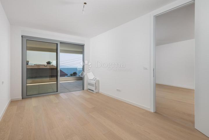 Flat Opatija - Centar, Opatija, 95,22m2