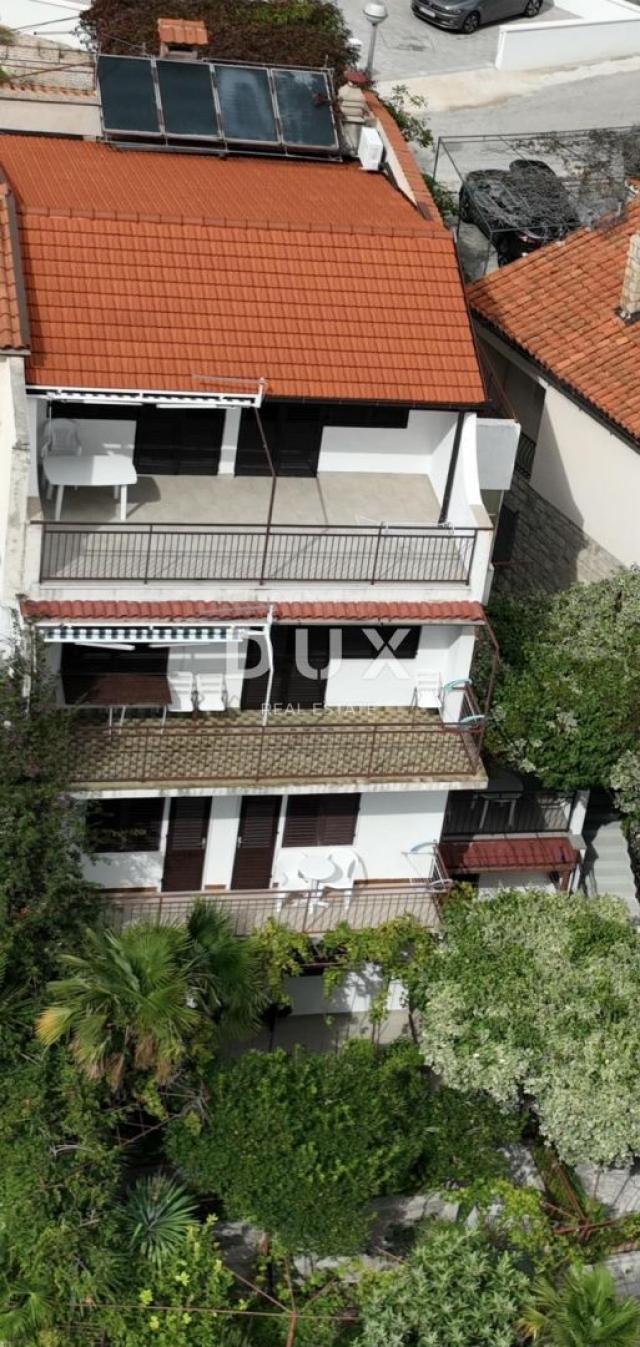 MAKARSKA, BAŠKA VODA - kuća sa 5 apartmana s pogledom na more! PRILIKA!