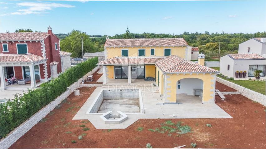 House Tinjan, 230m2