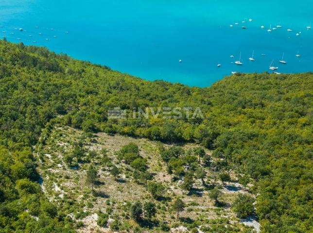 Building land with a spectacular sea view