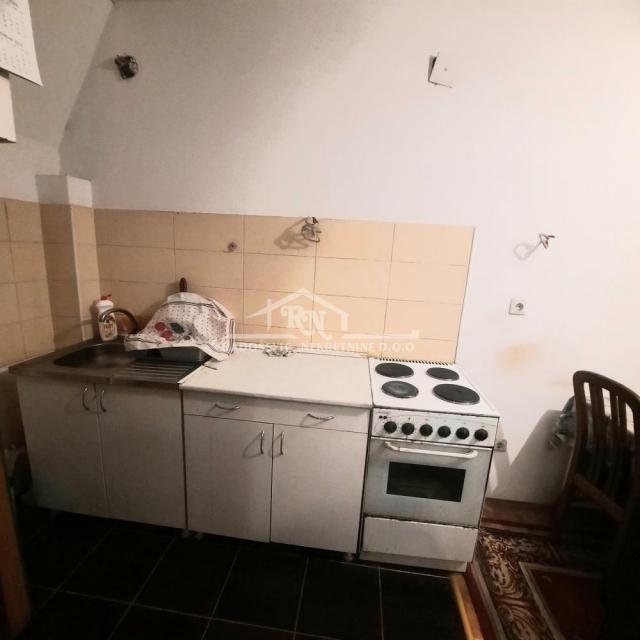 Kneževac, Dimitrija Konjevića, 32, 57m2, dve terase ID#1405