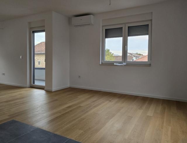 NOVI SAD - ADICE - 75. 00 m2