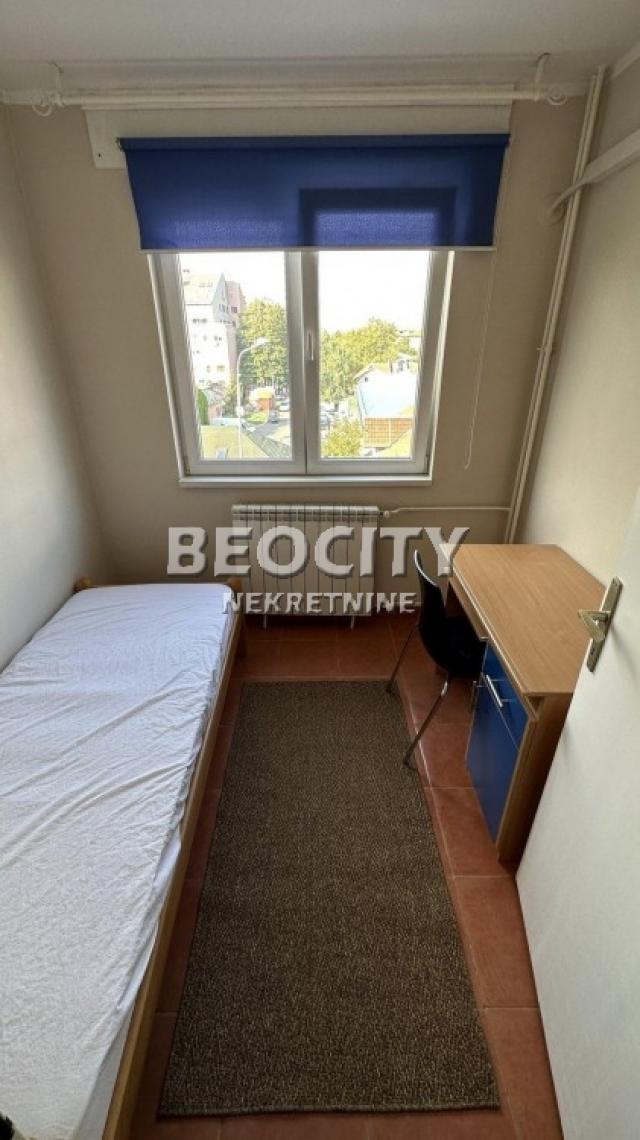 Novi Beograd, Bežanijska kosa 2, Ljubinke Bobić, 2. 5, 66m2, 700EUR