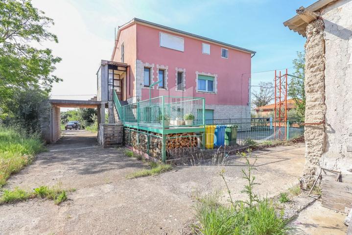 Stan/Apartman Ližnjan, 258m2