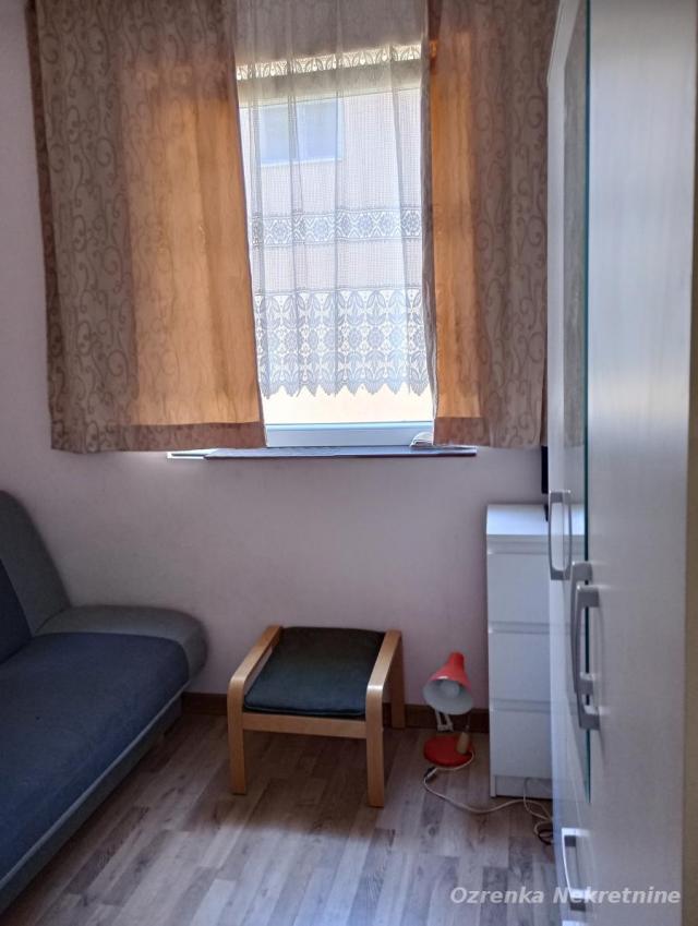 Novobeogradskih graditelja 37m2