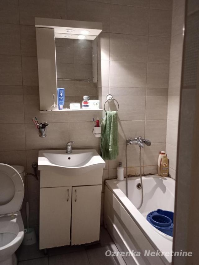 Novobeogradskih graditelja 37m2