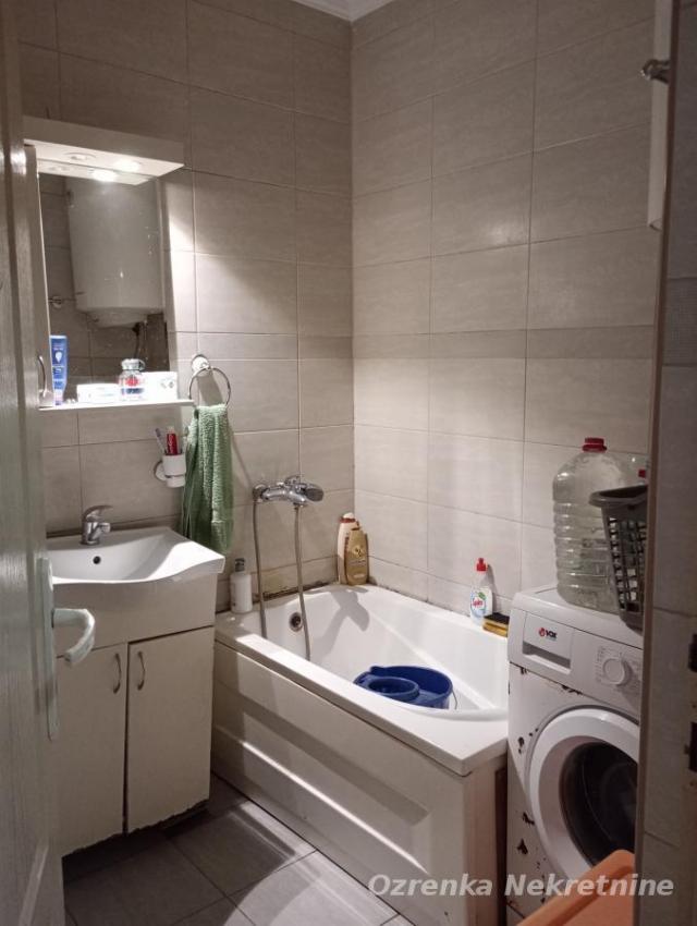 Novobeogradskih graditelja 37m2